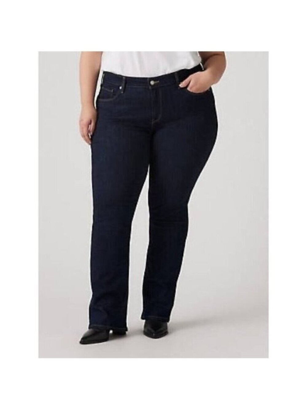 NWT Signature By Levis. Modern Boot Cut Womens Jeans Size 24M Dark Wash Denim